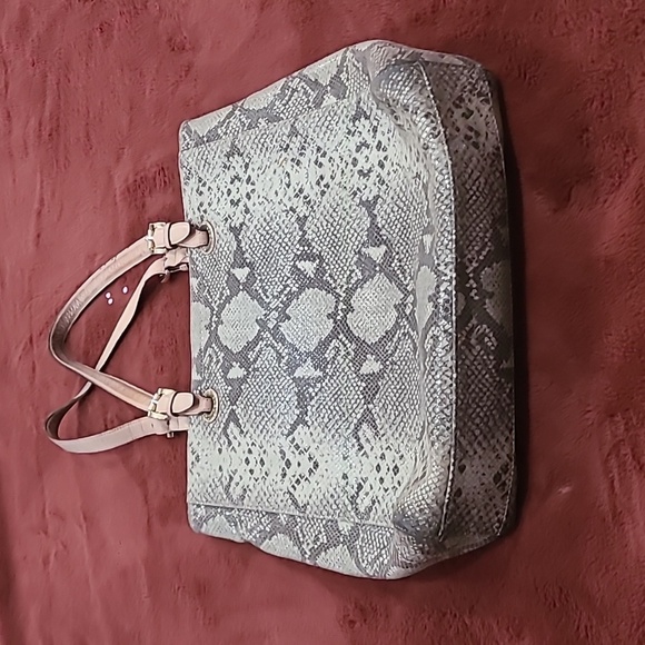 Michael Kors Python Snake Leather Hobo Tote Handbag. - Picture 4 of 10